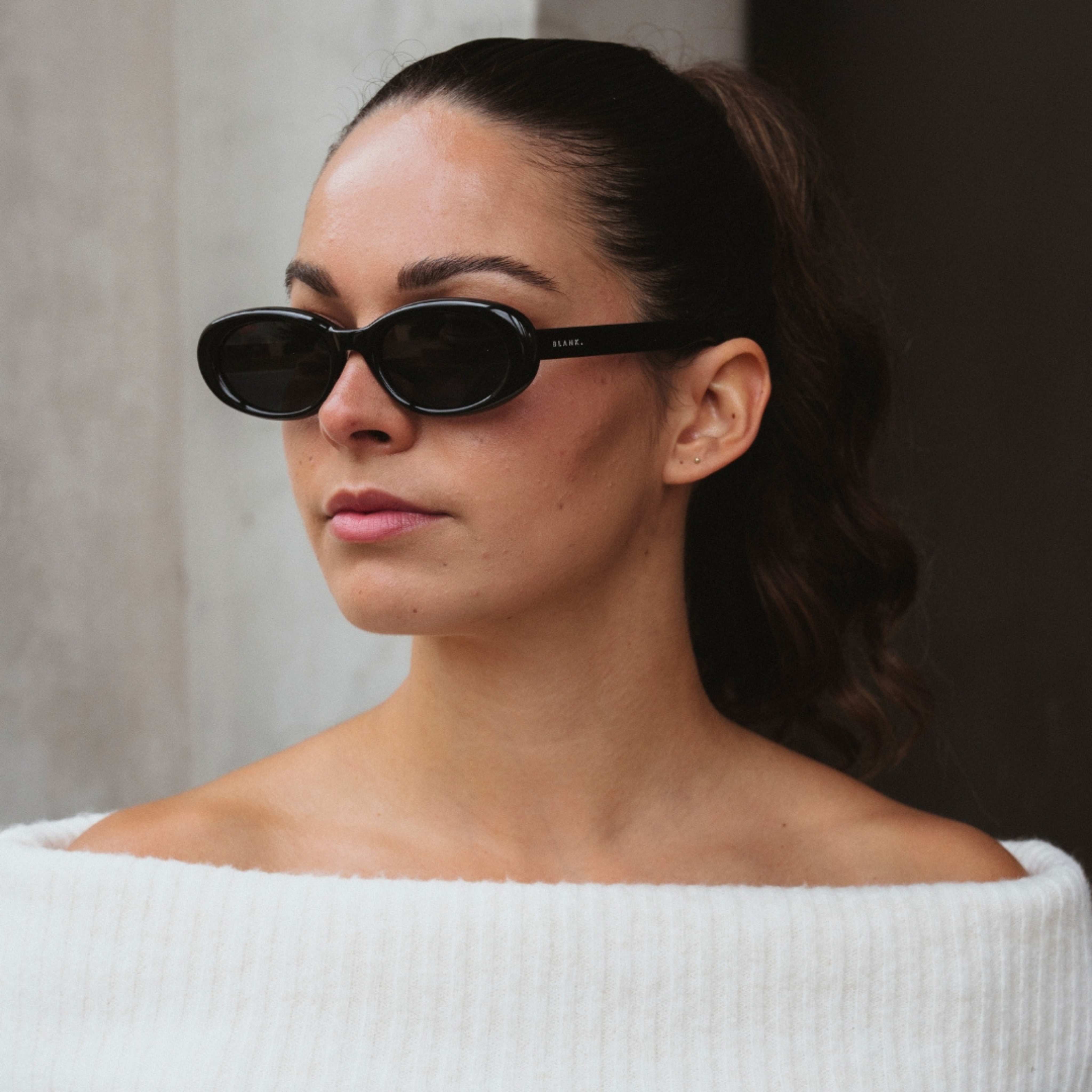 COLETTE. - Noir Black