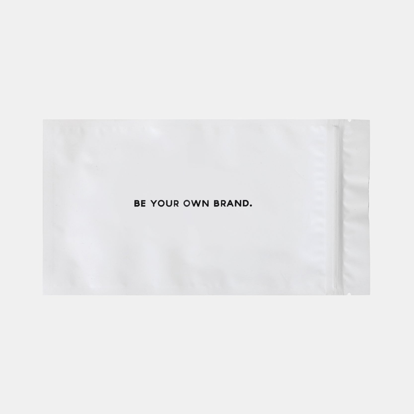 SONNENBRILLEN-TASCHENANHÄNGER.